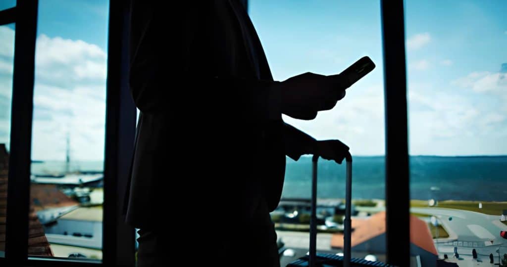 How to Set Alerts That Actually Find Deals