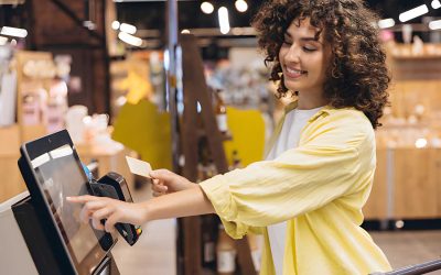 How to Earn Travel Points on Dining and Groceries